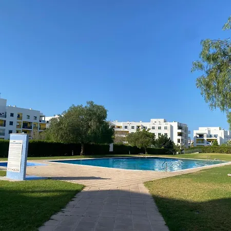 Appartement Nova 1 *